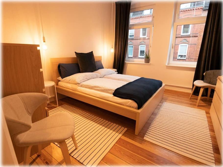 Gemuetlich - 2 Zimmer-Altbau, 24H Check-In Kiel Exterior foto